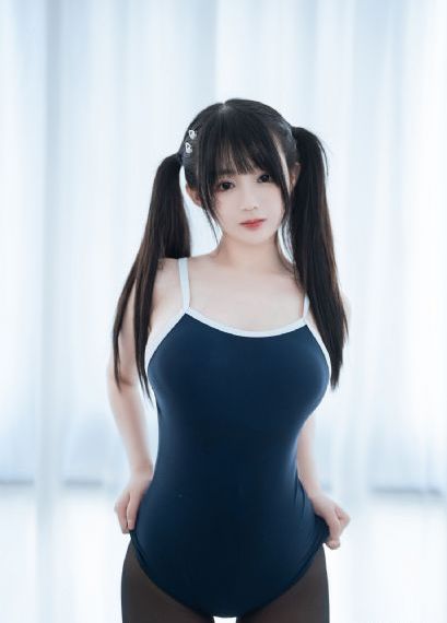 《昆池岩》