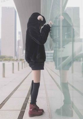 与晨同光