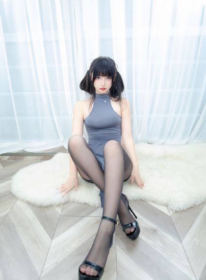 异界少女召唤术第一季在线观看