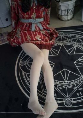 《女教师》未删减